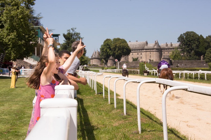 6177cf3f00000000000 Pompadour @Malika TURIN