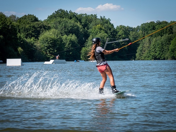 Téléski nautique à Rouffiac @Semitour